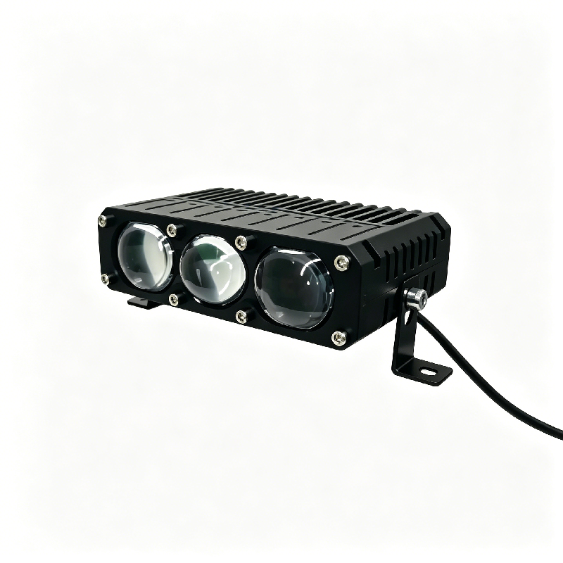 XL6 three-hole grille light without solenoid valve